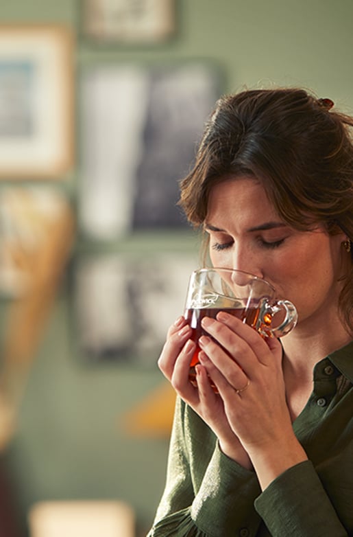 41997 Pickwick Website Visual BlackTea 375x570 v2